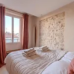 Apartment Exceptional Duplex For 5 Or 6 Guests With Sea And Market Views