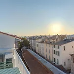 Exceptional Duplex For 5 Or 6 Guests With Sea And Market Views