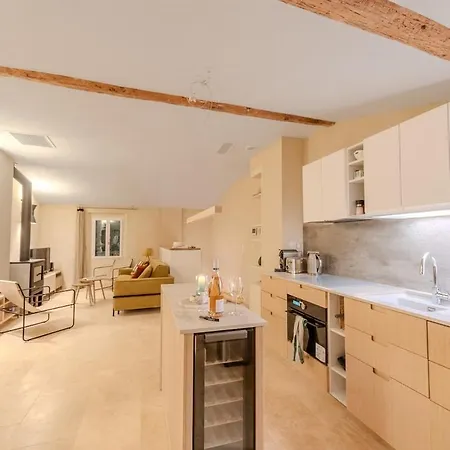 Exceptional Duplex For 5 Or 6 Guests With Sea And Market Views Αντίμπ