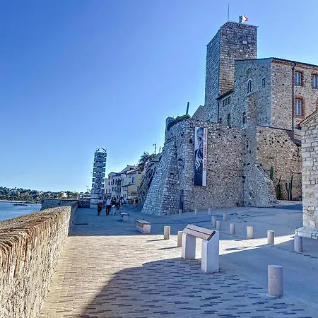 Exceptional Duplex For 5 Or 6 Guests With Sea And Market Views *