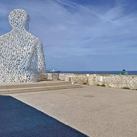 Апартаменты Exceptional Duplex For 5 Or 6 Guests With Sea And Market Views *