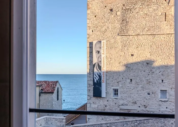 Exceptional Duplex For 5 Or 6 Guests With Sea And Market Views Апартаменты