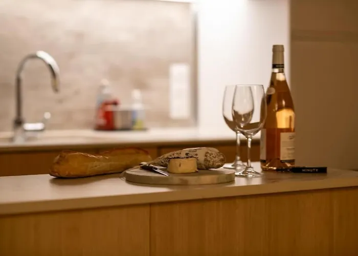 Exceptional Duplex For 5 Or 6 Guests With Sea And Market Views Апартаменты