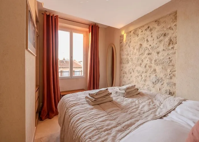 Exceptional Duplex For 5 Or 6 Guests With Sea And Market Views Апартаменты